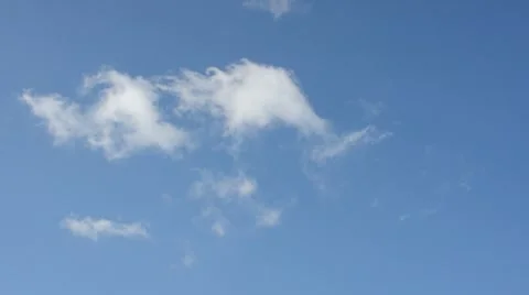 Sky with disappearing clouds 库存影片 8679748