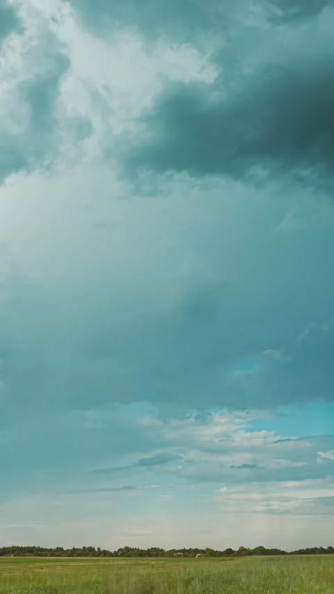 Sky During Rain Horizon Above Rural Wheat Landscape Field. Agricultural And 库存影片 341375963