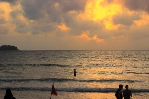 Sky is on fire. sunset on the ocean Foto stock