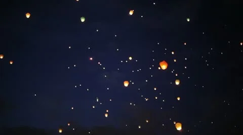 Sky flying lanterns 動画素材 10685025