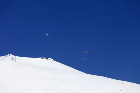 Sky gliding in mountains Fotos Stock