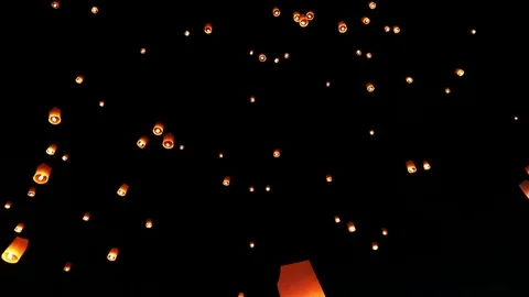 Sky lanterns, floating lanterns, hot-air balloons Loy Krathong Festival Stock Footage 116796729