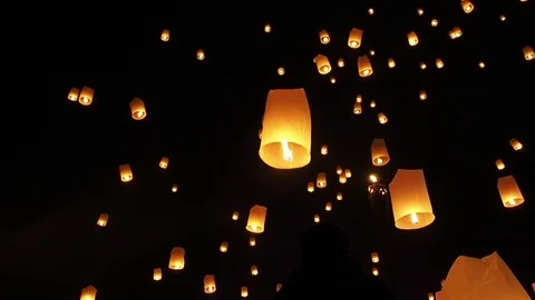 Sky lanterns, flying lanterns, floating lanterns Loy Krathong Festival. Stock Footage 118767432