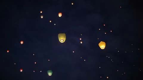 Sky lanterns 動画素材 24789418