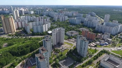 Sky over Western Administrative District in Moscow, Russia. View Moscow Vídeo Stock 104565717