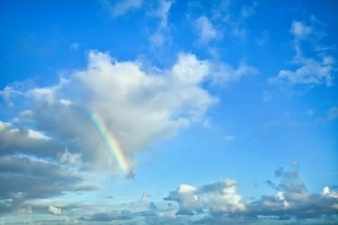 Sky replacement Rainbow With clouds Foto stock