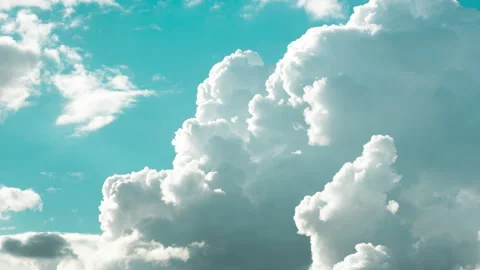 Sky Symphony: Mesmerizing 4K Timelapse of Clouds Stock Footage 268723095