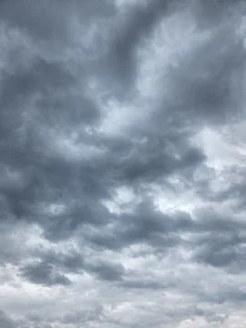 Sky before a thunderstorm. Dark storm clouds Foto stock