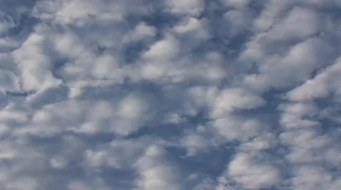 SKY TIME LAPSE Stockbeeldmateriaal 37702786