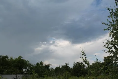 The sky was covered with clouds before a thunderstorm Fotos de archivo