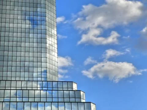 Skycraper clouds  reflections Fotos de archivo