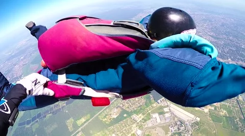 Skydiver in free fall Video stock 69067459