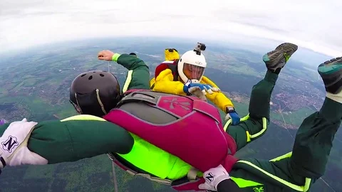 Skydiver in free fall Video stock 69121800