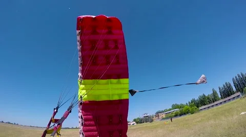 Skydiver landing Video stock 69069508
