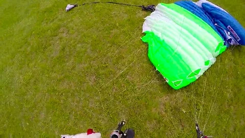 Skydiver landing Video stock 69122464