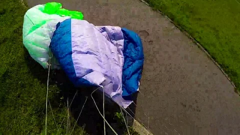 Skydiver landing Video stock 69123005