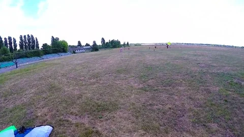 Skydiver landing Stock-Footage 69123709