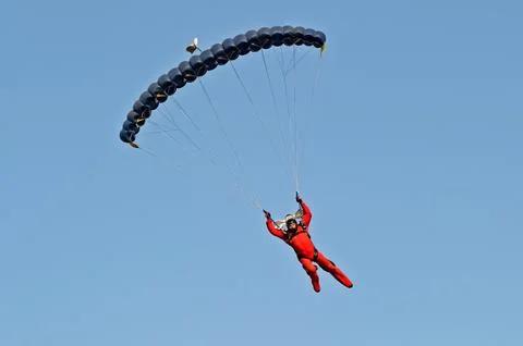 Skydiver on parachute Foto stock