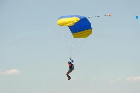 Skydiver on parachute Foto stock