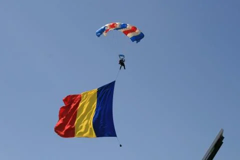 Skydiver With Romanian Flag Stock Photos