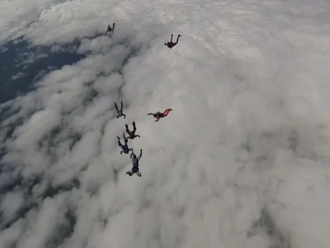 Skydivers Video stock 77310770