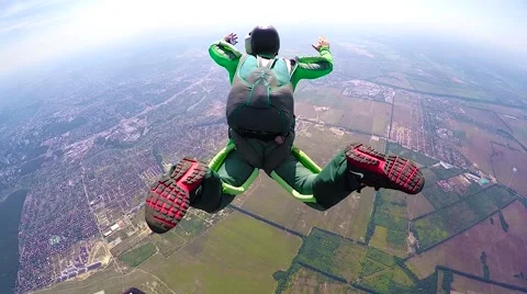 Skydivers in free fall, editorial Video stock 68859001