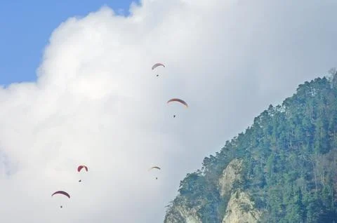 Skydivers Parachute open Foto stock