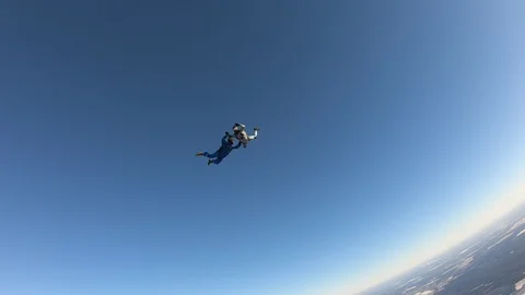 Skydiving. 2-way. Fly and deployment. Vidéo 124545281