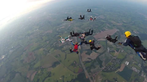 Skydiving approach Vidéo 60081692