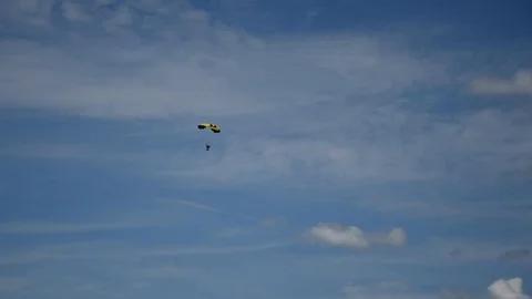 Skydiving Stock Footage 90517118