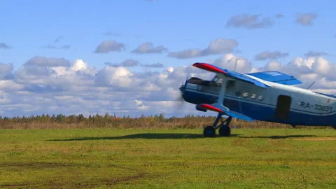 Skydiving. Stock Footage 98209065