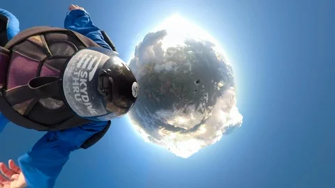 Skydiving formation group 360 video Vídeos de archivo 98214554