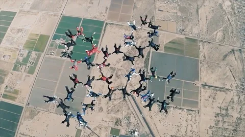 Skydiving large group formation Stock Footage 157783893