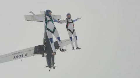 Skydiving new Vidéo 136753945