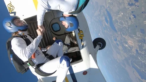 Skydiving new2 Vidéo 124971885