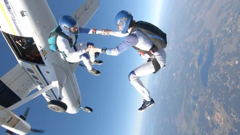 Skydiving new2 Vidéo 124973433