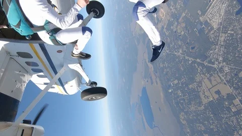 Skydiving new2 Vidéo 124973713