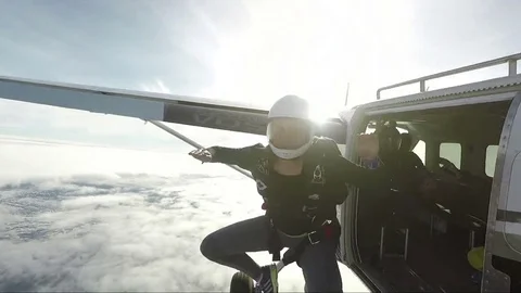 Skydiving in Norway Vídeos de archivo 78107933