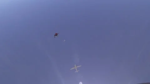 Skydiving. Tandem jump. Stock Footage 183109328