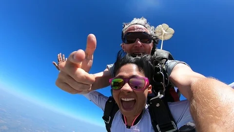 Skydiving tandem selfie Vidéo 120700701