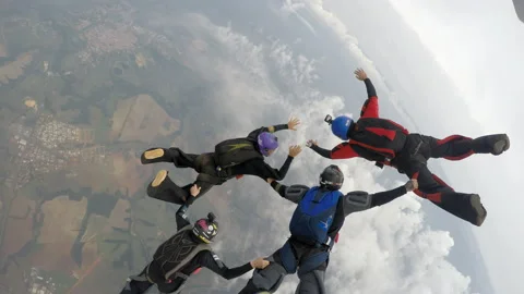 Skydiving team 4K 스톡 동영상 95963714