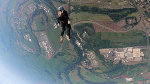 Skydiving tracking position Stock Footage 154418485