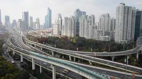 Skyline and traffic on elevated road in modern city. Video stock 48165459