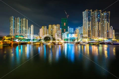The skyline of Ap Lei Chau at night, seen from Aberdeen in Hong Kong, Hong Ko Stock Photos
