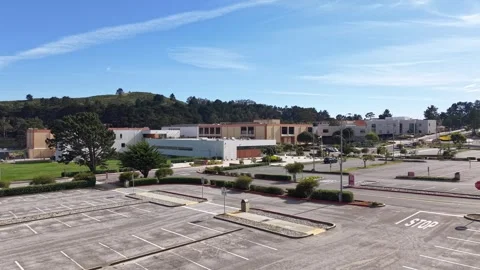 Skyline College Campus and Empty Parking lot in San Bruno, California Stock-Footage 334747196