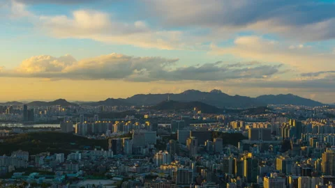 Skyline during sunset Stock Footage 132654620