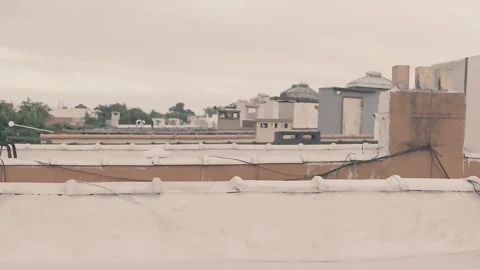 Skyline Greenpoint Brooklyn view mutiple apartment rooftops Video stock 249625282