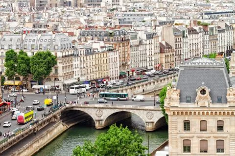 Skyline of Paris 库存照片