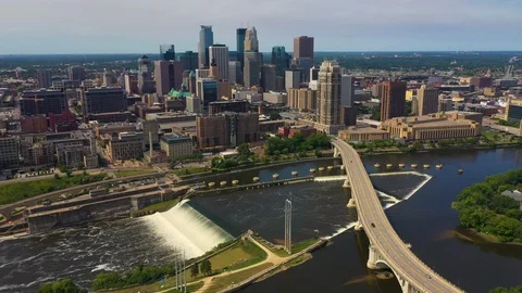 Skyline From St Anthony Falls Vídeo Stock 116587390