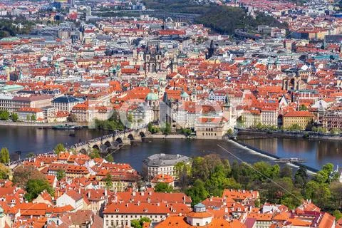 Skyline view panorama of Charles bridge (Karluv Most) with Old Town in Prague Stock Photos